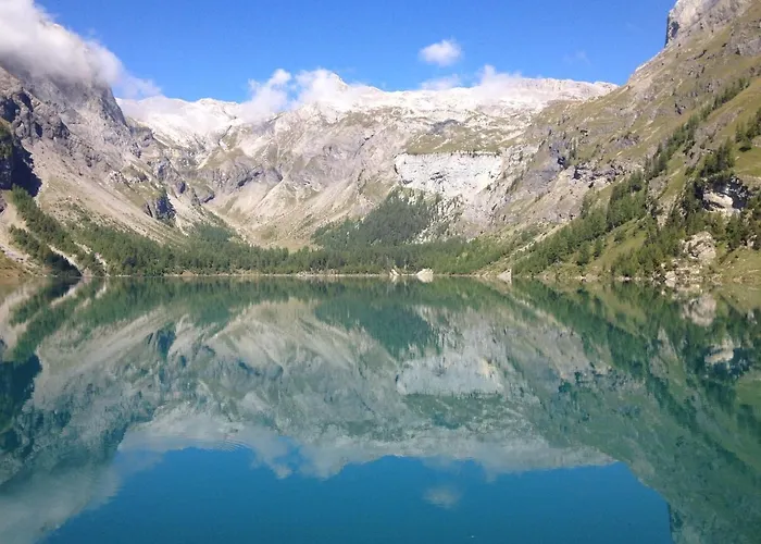 Les Audannes Bed and Breakfast *