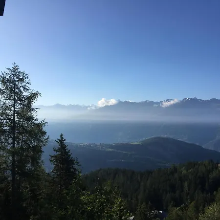 Les Audannes Frühstückspension *